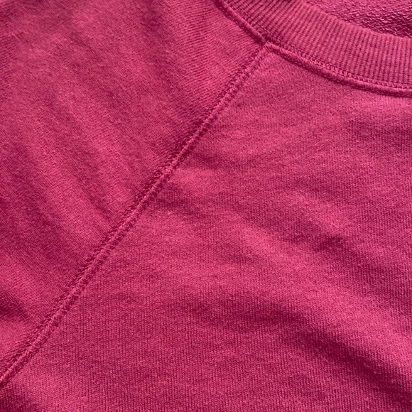 Women’s H&M Burgundy Crew Neck - Picture 4 of 4